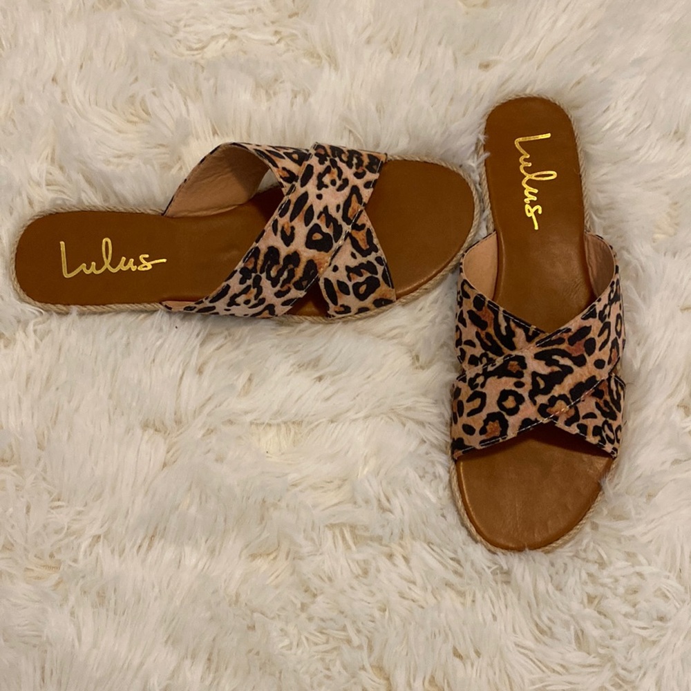 Leopard print sandals size 9